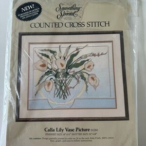 Vintage Floral Print Calla Lily Vase Picture Counted Cross Stitch Kit